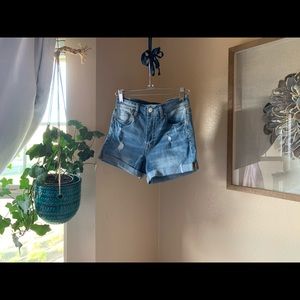 🌞 High Waisted Midi Shorts